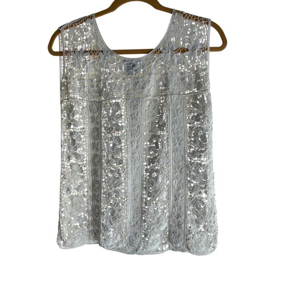 Bundle of 2 White Tops Size: XS White Bar III & White House Black Market - Picture 5 of 14